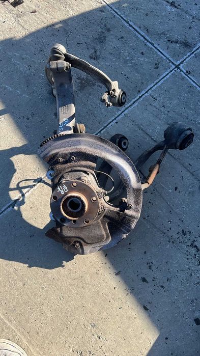 Fuzeta stanga dreapta fata BMW X5 F15 3.0 D si alte piese