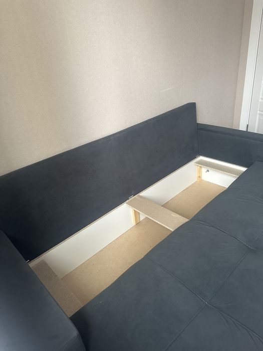 Продам срочно диван