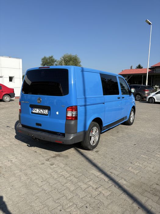 VOLKSWAGEN Transporter 2010 — imagine 3