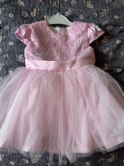 Платье для девочки на тусаукесер