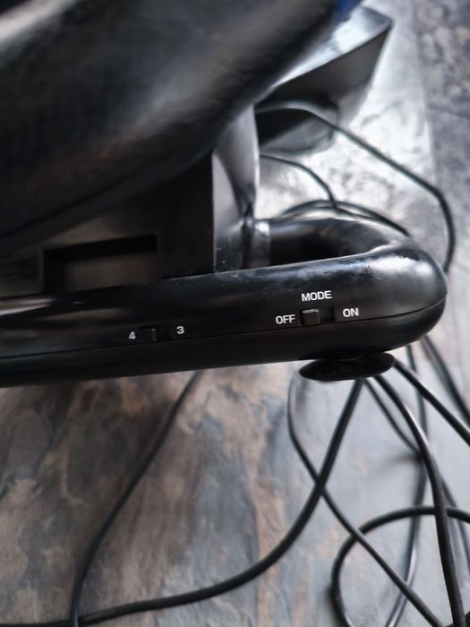 Ps4 pro +14 игри +волан и акаунт.