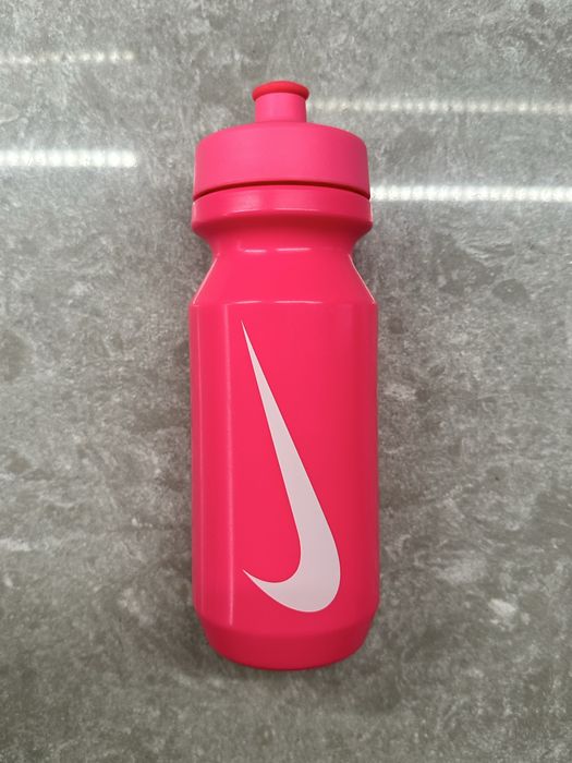Sticla recipient Nike roz