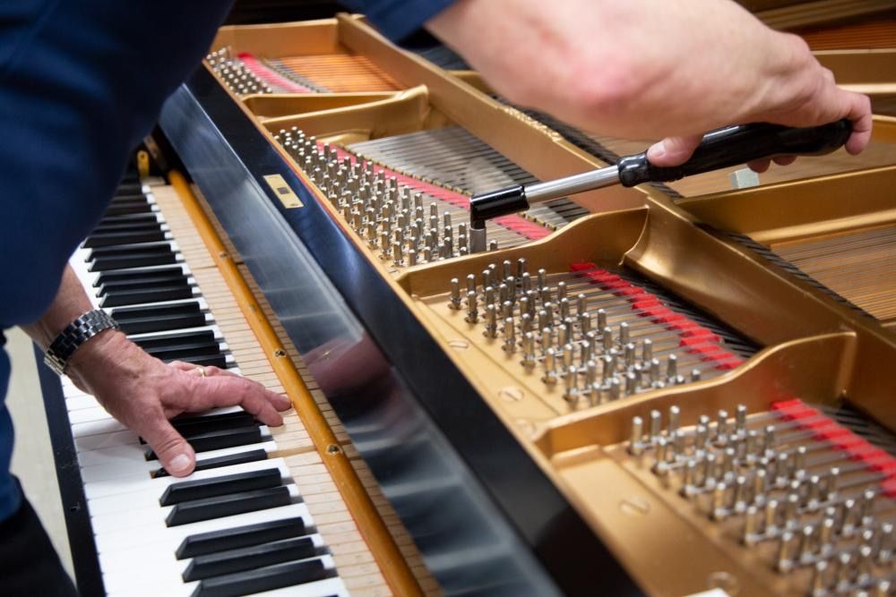 Acordez Piane Pianine ( Acordaj Acordor Pian Pianina )