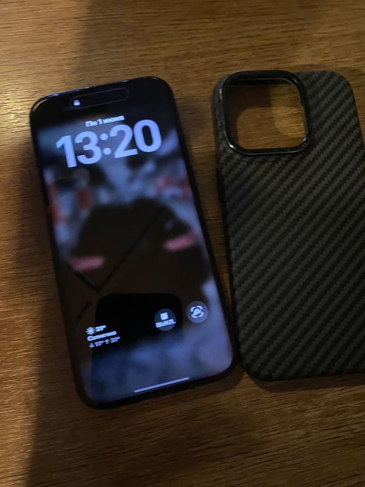 Iphone 15 pro, в идеальном состоянии
