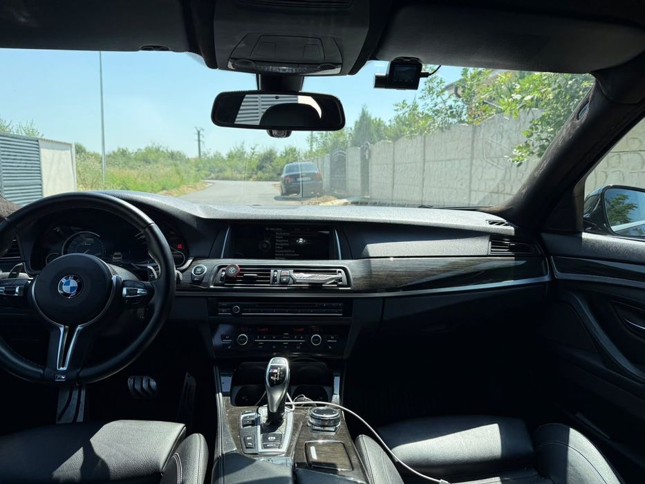 BMW Seria 5 Bmw seria 5  Xdrive volan M Bord Digital