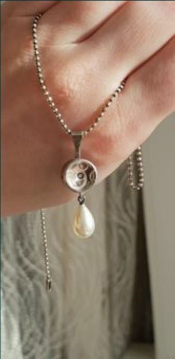 Кулон с бриллиантом и жемчугом