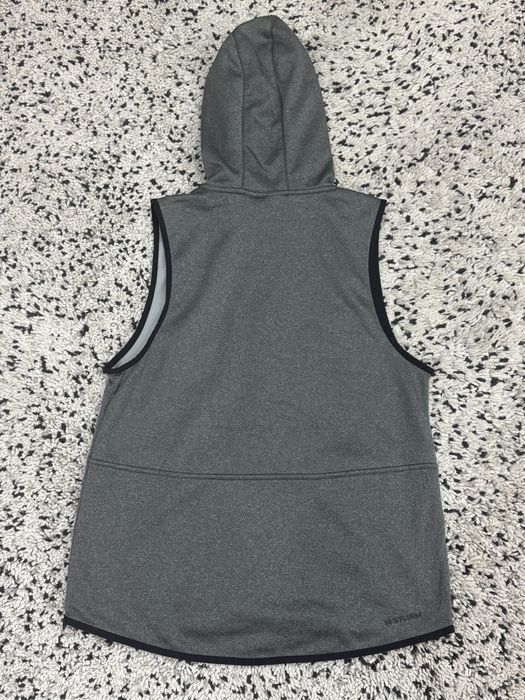 Мъжки елек UNDER ARMOR . Размер S