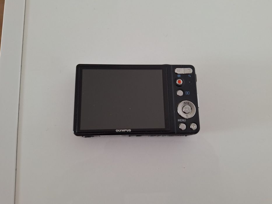 Цифров фотоапарат  Olympus Smart VG-130