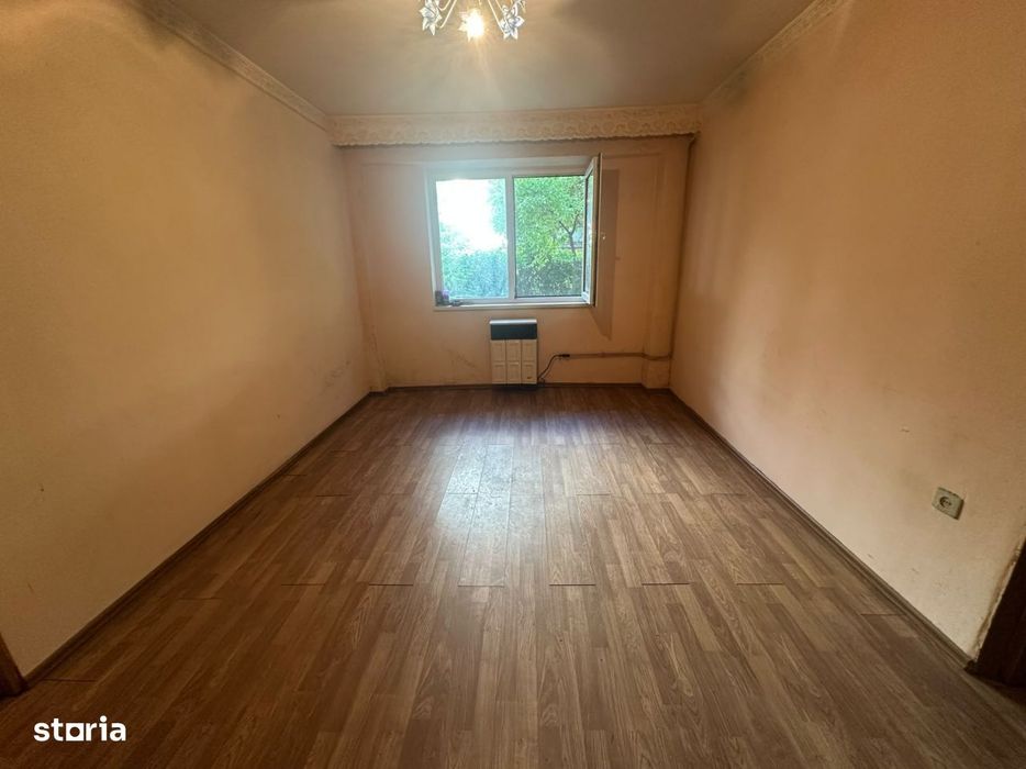 Garsoniera la parter in Viziru 3 — fotografia 3