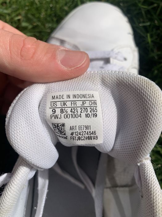 ADİDAS обувки 42