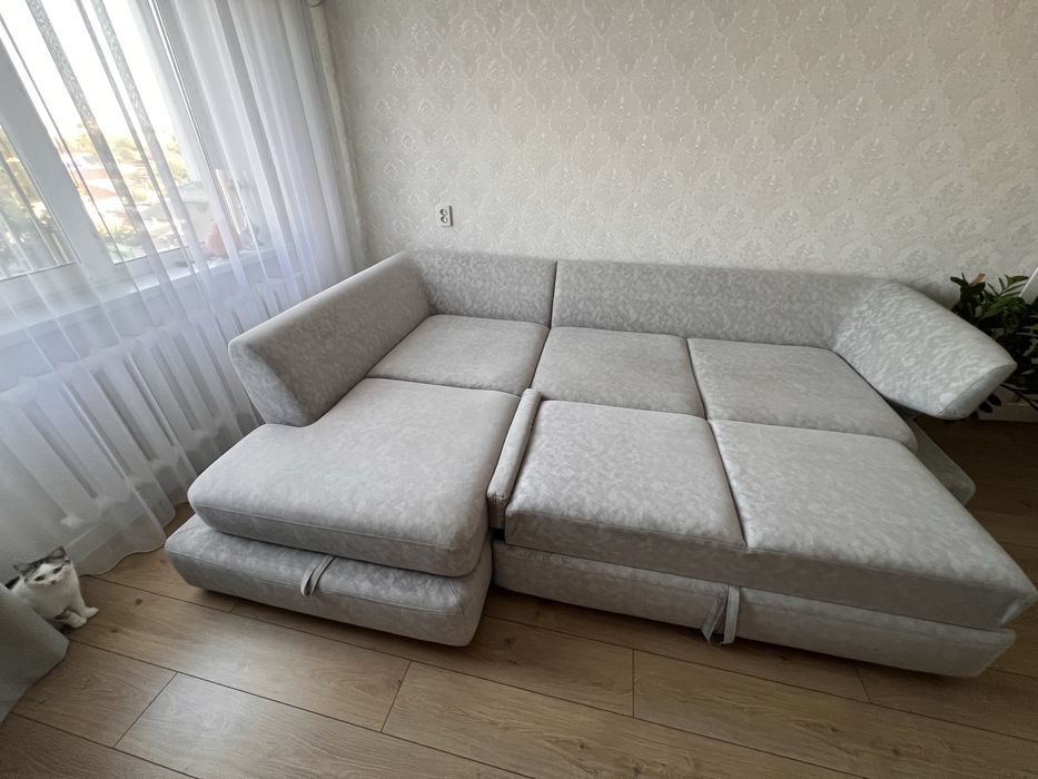 Продам угловой диван