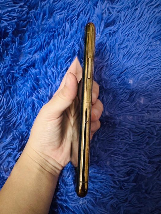 Iphone 11 pro в идеальном состояние