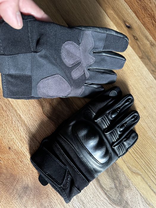 2 modele de Mănuși moto, piele sau combinat piele-textil, M și L, noi