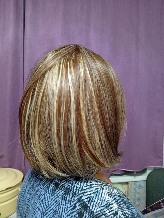 Продаю новые парики (4 штуки)