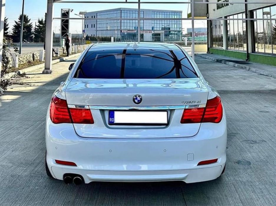 BMW seria 7 f01 an 2010