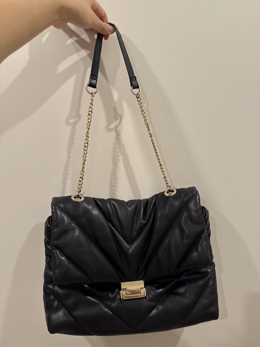 Базовая черная сумка ZARA