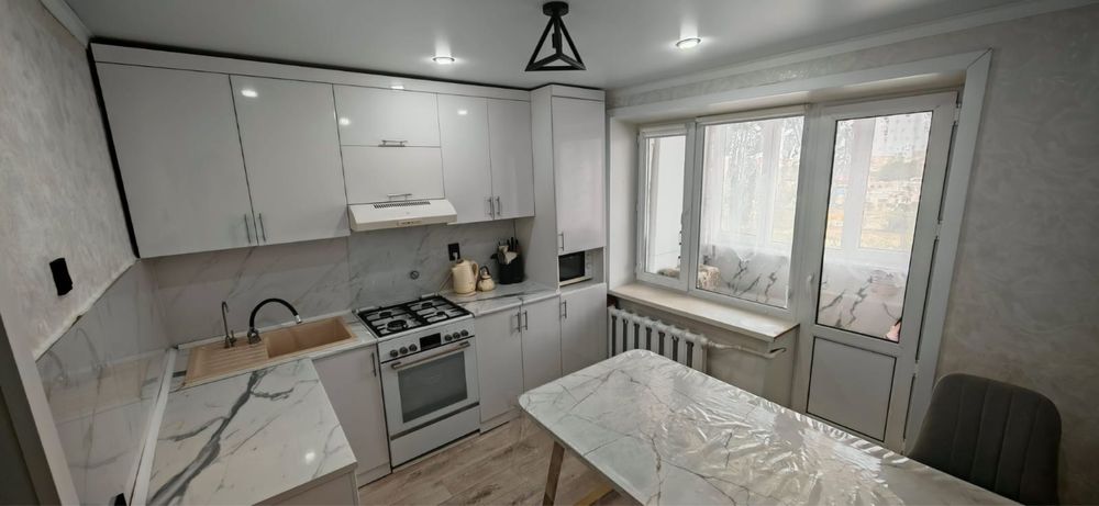 Продам 4х комнатную квартиру