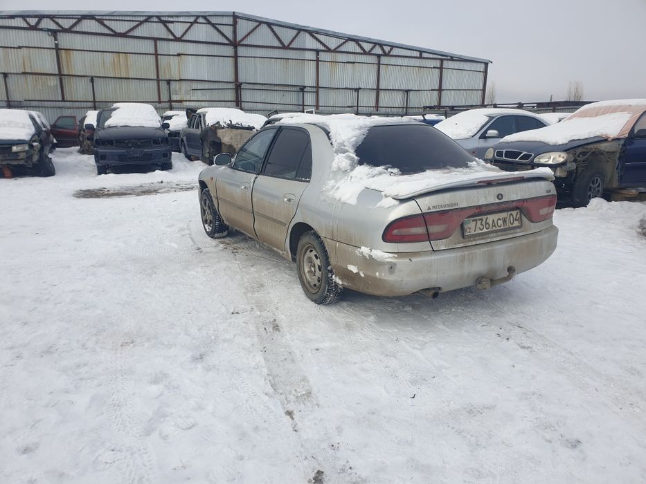 Митсубиси галант дутый, Mitsubishi galant