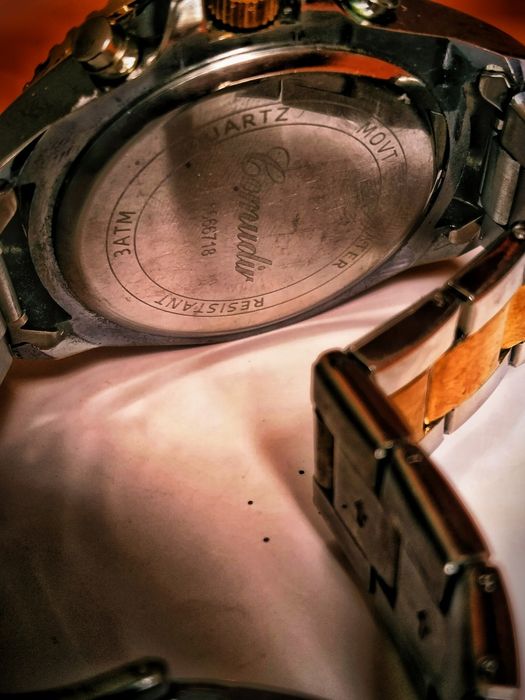 Часы, сағат „Lamudir"