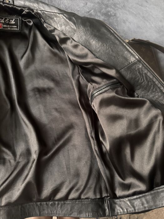 Кожаные  куртка новый