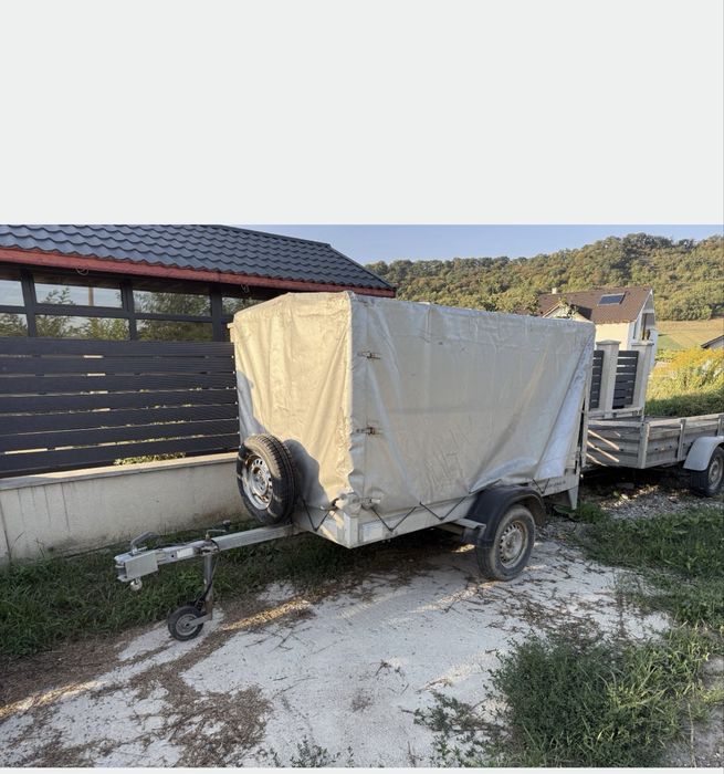 Remorca  750 kg cu prelata in stare foarte buna