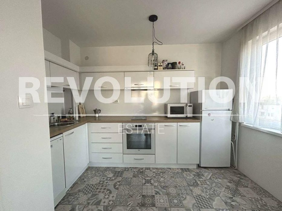 Дава се под наем Двустаен апартамент в Варна, Зимно кино Тракия - 60 кв.м за 500 € - Снимка #2