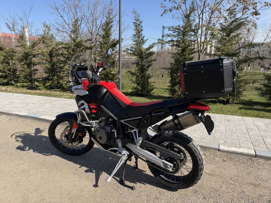 Motocicleta Adventure Touring Aprilia Tuareg 660 – Accesorizată OEM