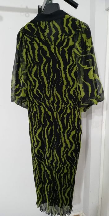 Продаю красивые платья