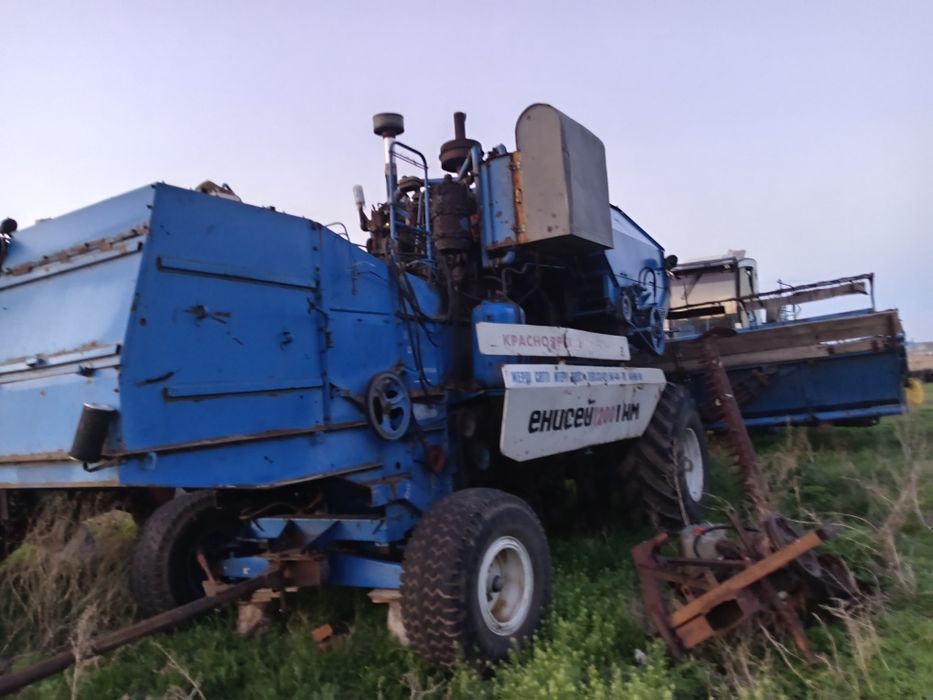 Продам комбайн енисей 1200Н 2005 года