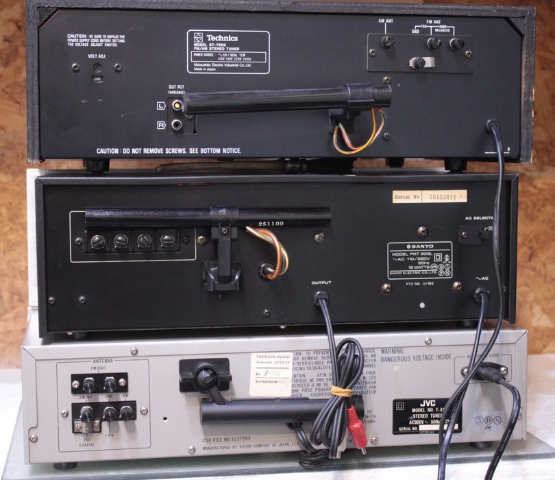 Tuner Sanyo,JVC,Technics(silver).