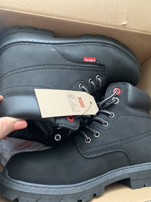 Нови оригинални боти Levi’s 36 номер естествена кожс