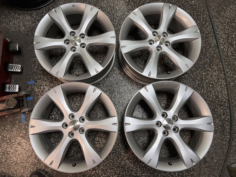 Джанти за субару subaru 17” 5x100 7j ET55 Aлуминиеви джанти за Subaru