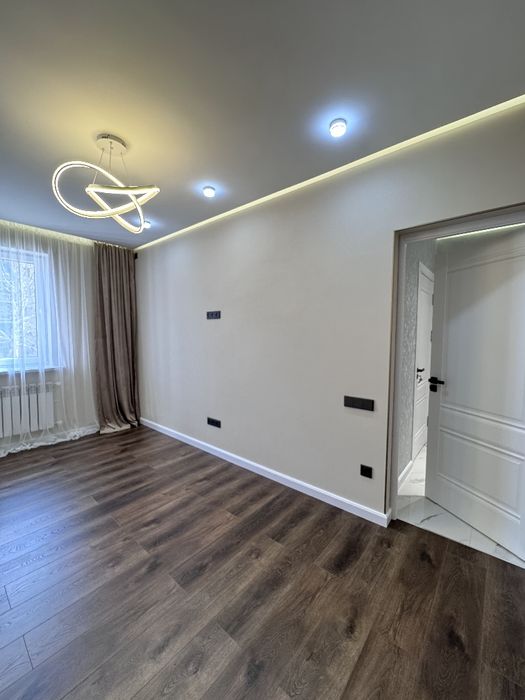 Продается квартира на себзаре 3 /3/9 с хорошим евроремонтом.