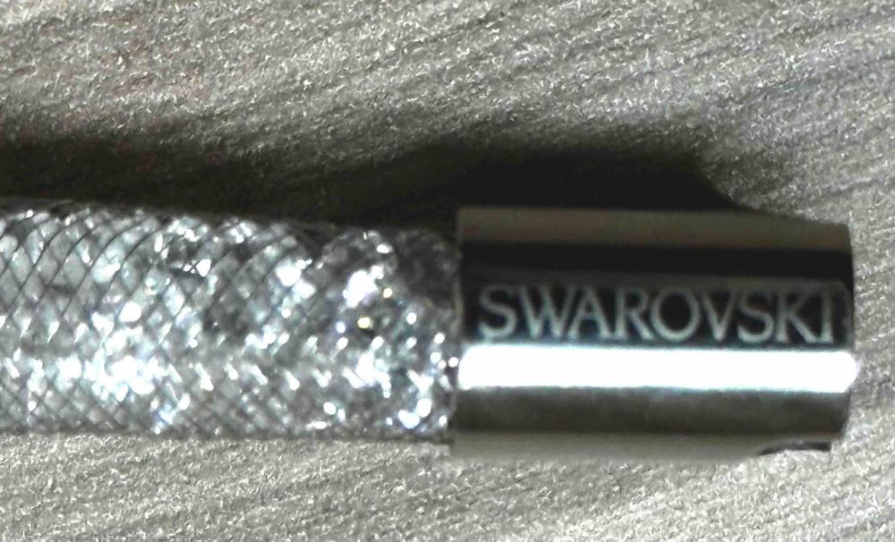 Swarovski Doua Superbe Coliere/Bratari Originale Noi