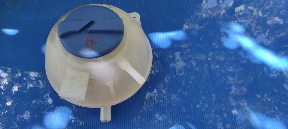 Казанче със капачка охладителна система,Фолксвеген