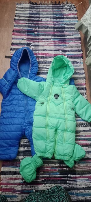 Продам комбезы и конверт