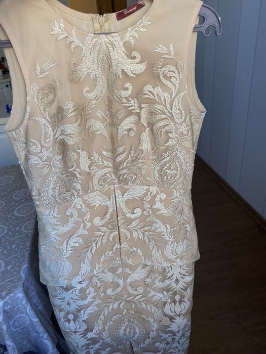 Платье коктейльное