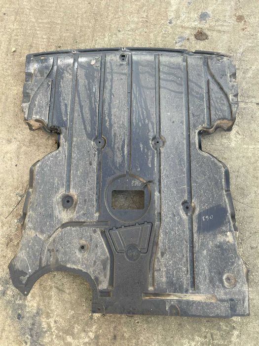 Scut motor BMW Seria 3 E90