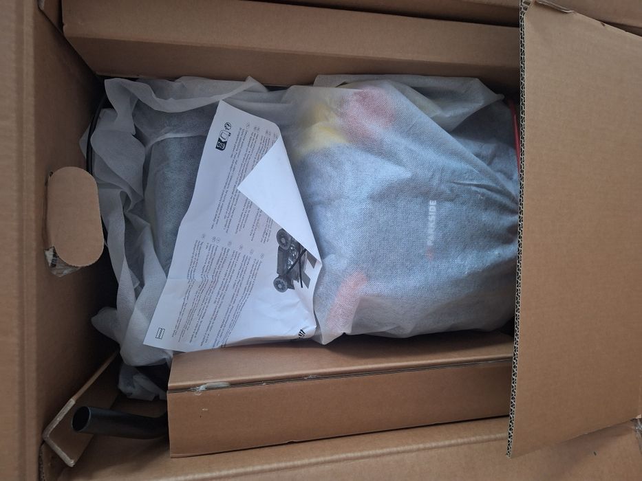 Бензинова Косачка на Parkside чисто нова