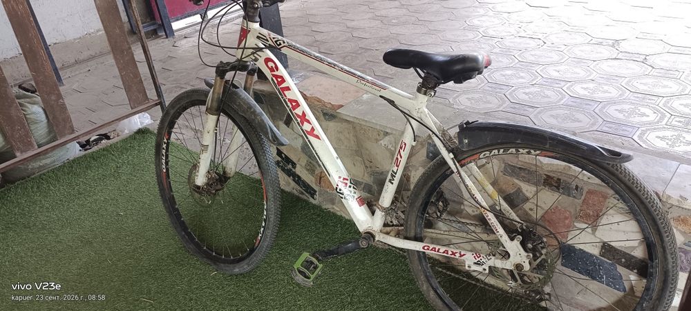 Продан велик galaxy 275