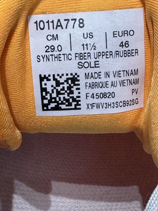 Маратонки ASICS NOVABLAST . Номер 46
