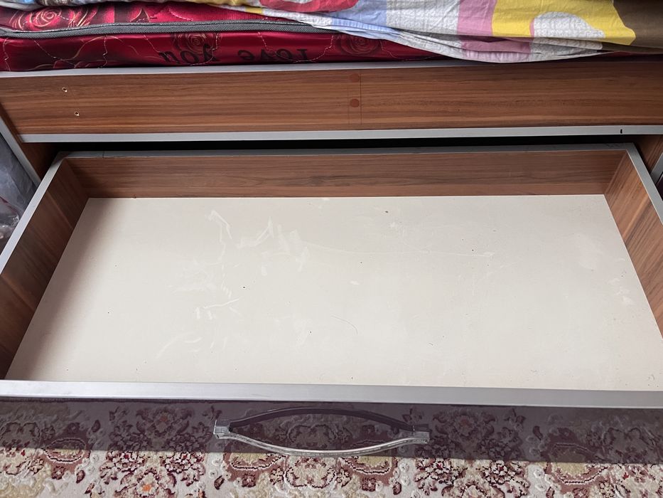 2 этажды кровать сатылады