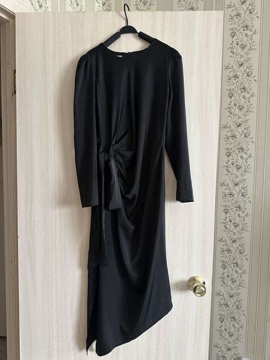 Продам черное платье