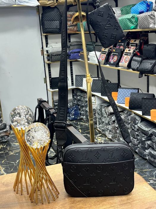 Мъжка чанта / Мъжки чанти Louis Vuitton