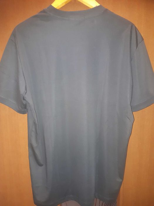 Продам футболку мужскую