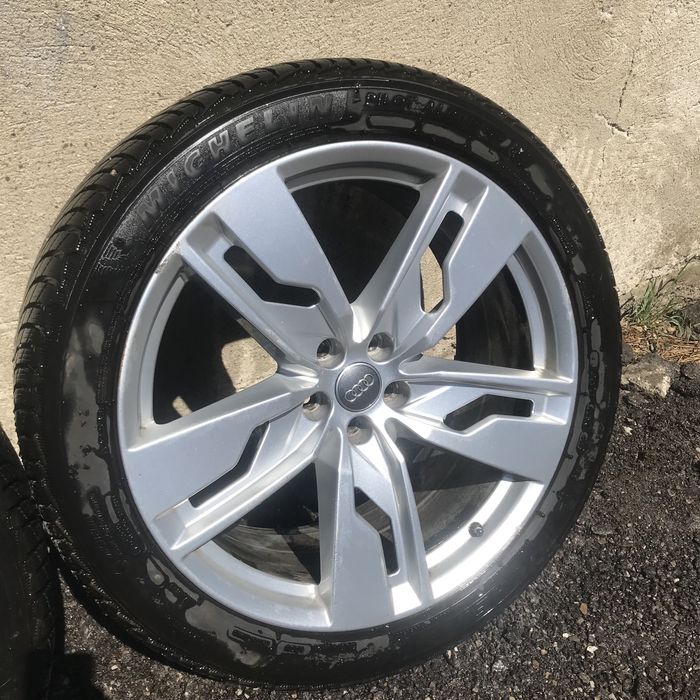 Комплект оригинални джанти за Ауди Audi  SQ8 и зимни гуми Мишелин 21ц
