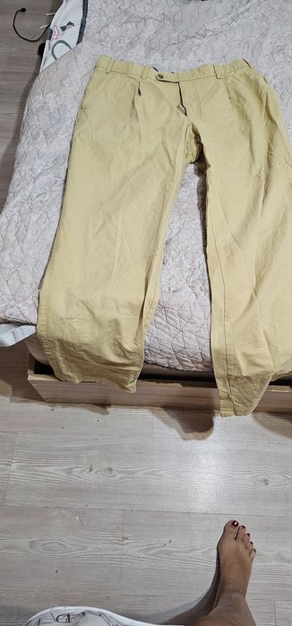 Мъжки панталон цвят горчица