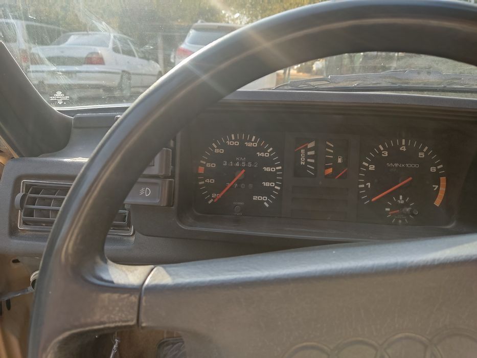 Продам автомобиль AUDI 80 B2