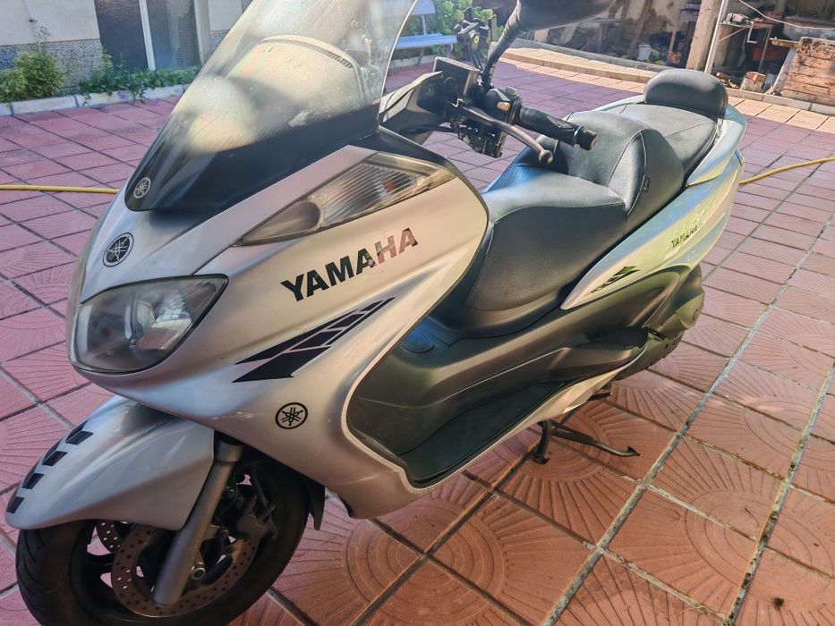 Yamaha majesty 400