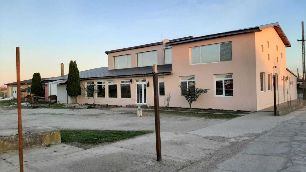 Proprietate de vanzare